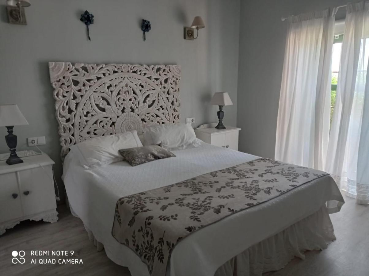 Finca La Favorita- Suites (Adults Only) Constantina Exterior foto