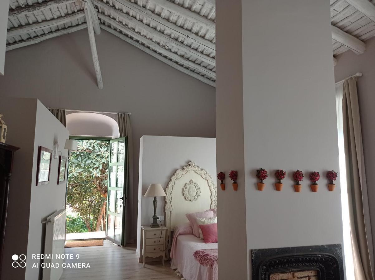 Finca La Favorita- Suites (Adults Only) Constantina Exterior foto