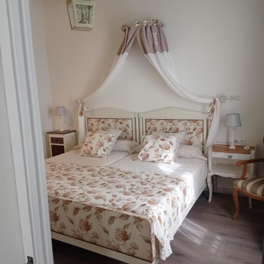 Finca La Favorita- Suites (Adults Only) Constantina Exterior foto